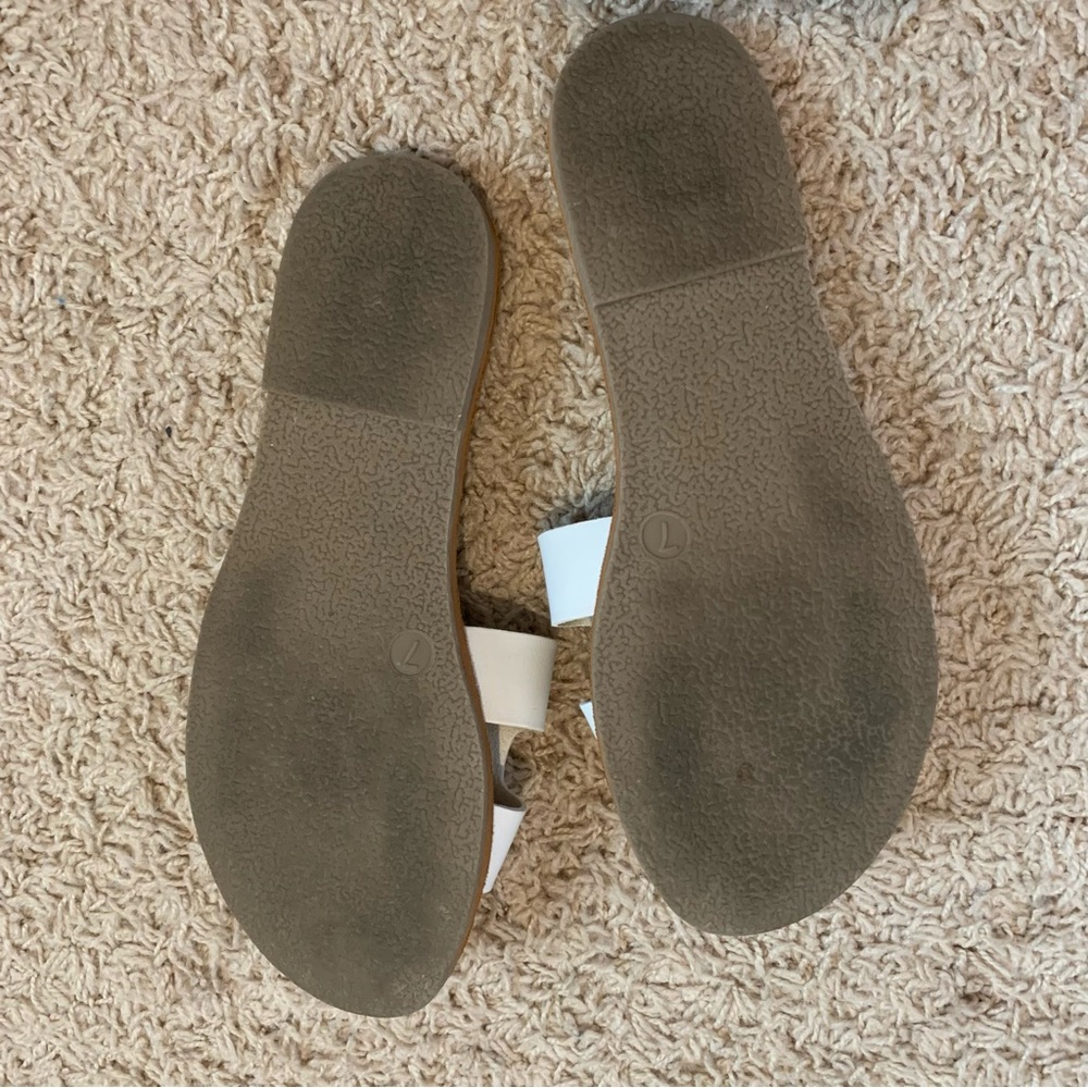 Universal Thread Summer Sandals - image 4